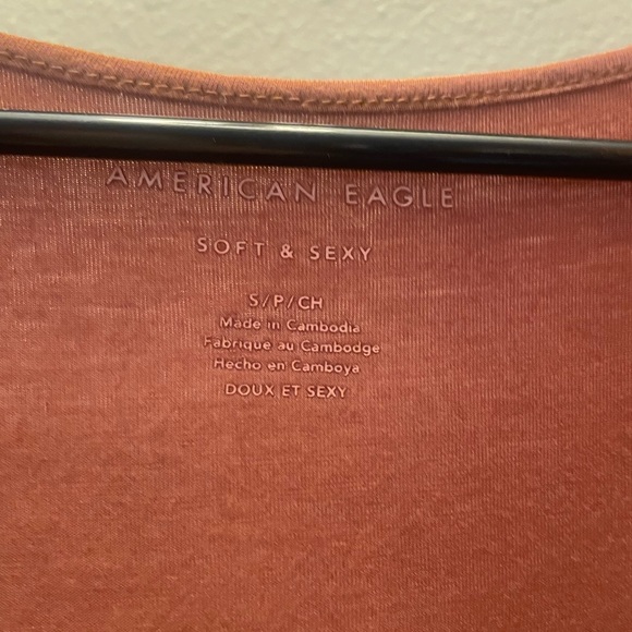 tee - Picture 3 of 3